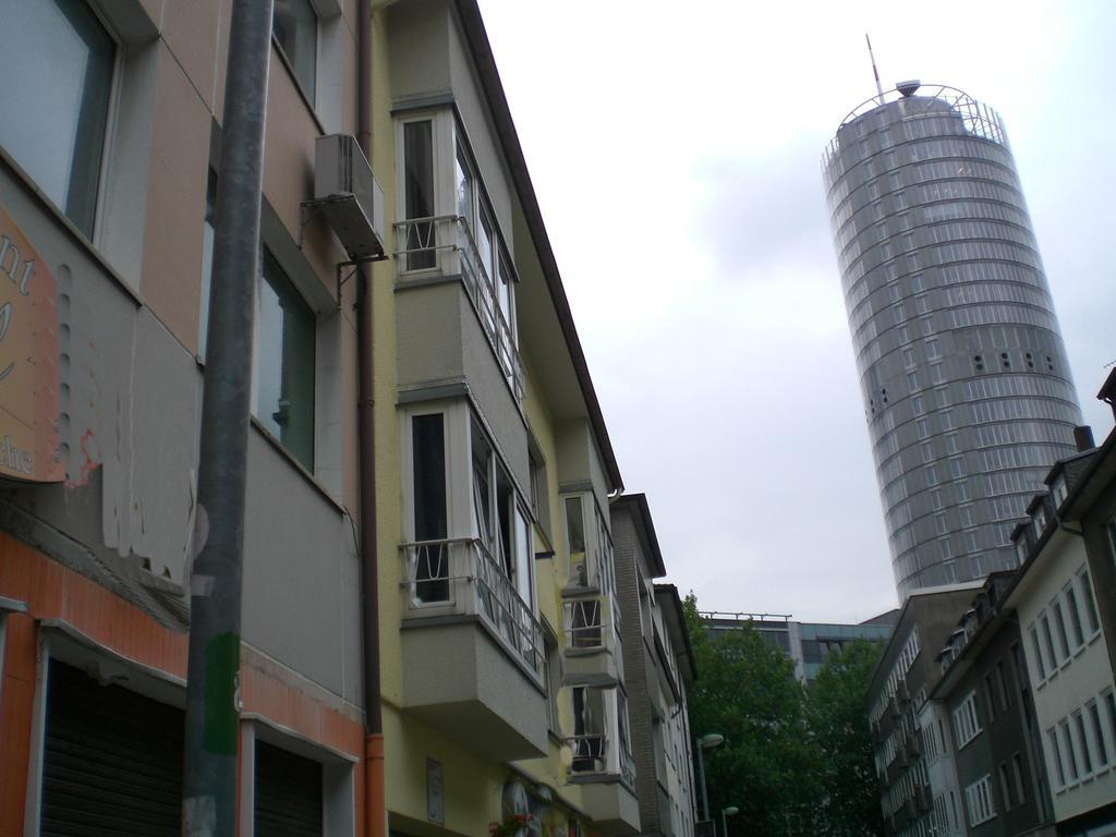 Schoenes Apartment In Essen Exteriör bild